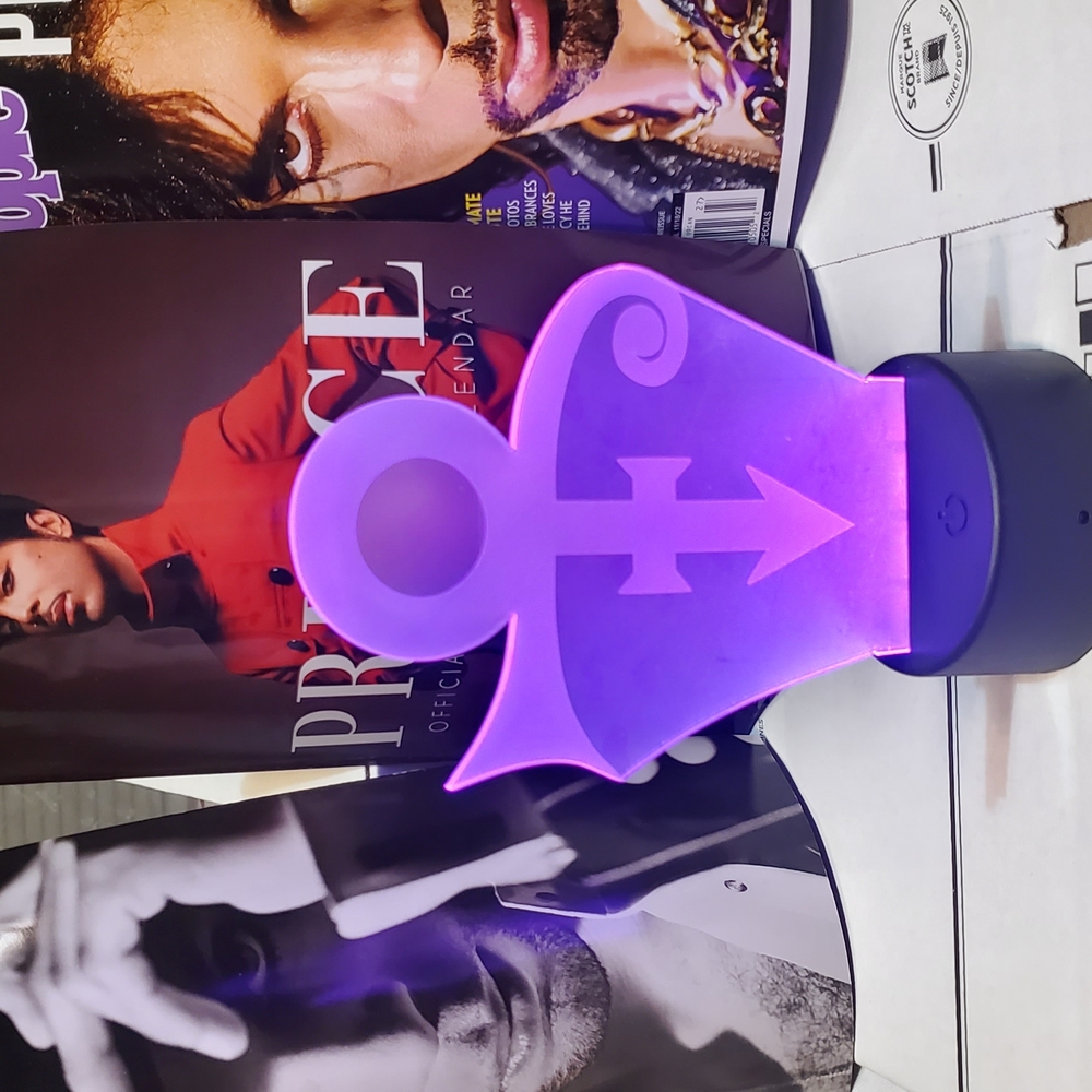 PRINCE NELSON LED Symbol Night Light